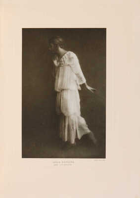 [Светлов В. Анна Павлова. Перевод на фр. яз. В. Петров. Гравюры Д. Галаниса], 1922.